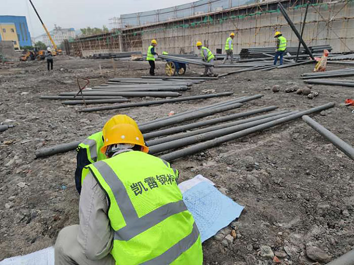 义马螺栓球网架结构